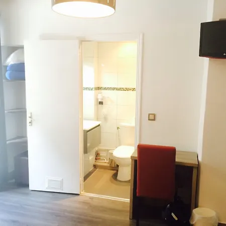 Hotel Grand Magenta Paris