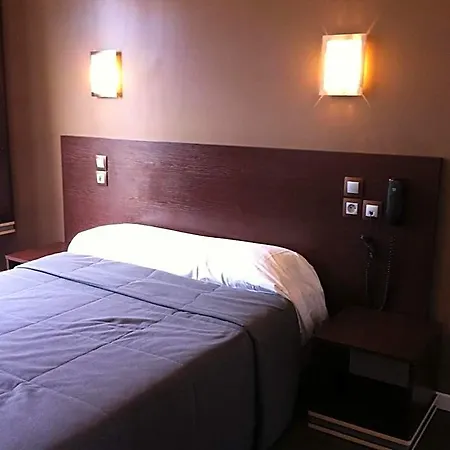 Hotel Grand Magenta Paris