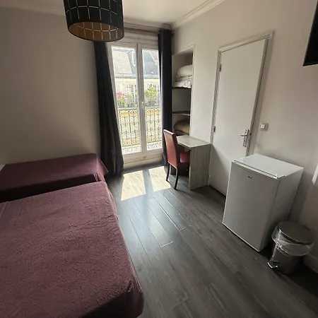Grand Magenta Hotel