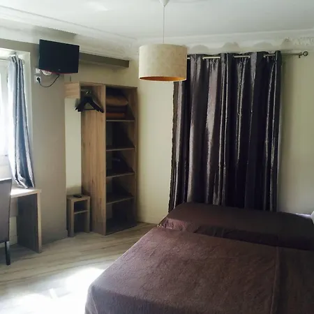 Grand Magenta Hotel *